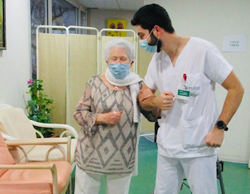 Soins r&eacute;sidence midi