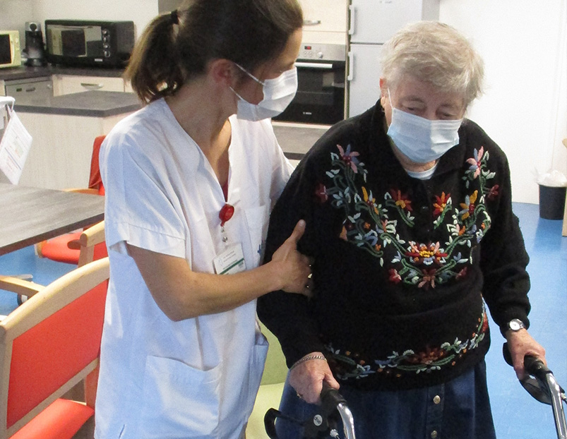 Soins r&eacute;sidence midi 2